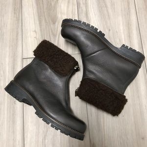 NWOT Khomba All-Weather Boots